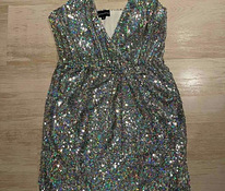 Блестящее платье 38
