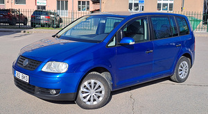 Volkswagen touran 1.9 tdi (3 foto / 6)