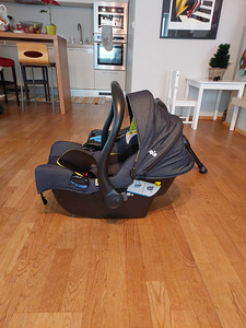 Joie turvahäll koos alusega 0-13 kg (9 foto / 9)