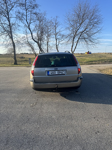 Ford Mondeo (5 фото из 13)