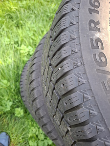 Suverehvid 215/65 r16 (2 foto / 3)