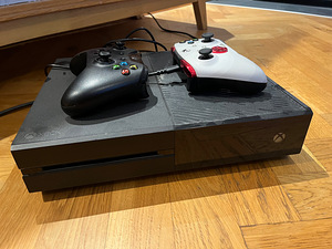 XBOX one ja mängud (4 foto / 7)