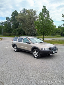 Volvo XC70 Cross Coutry AWD 2.4 147кВ (2 фото из 5)