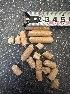 Pelletid (3 foto / 4)