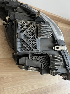 BMW f10 LCI esituled (3 foto / 3)