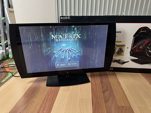 Sony 32” телевизор (1 фото из 1)