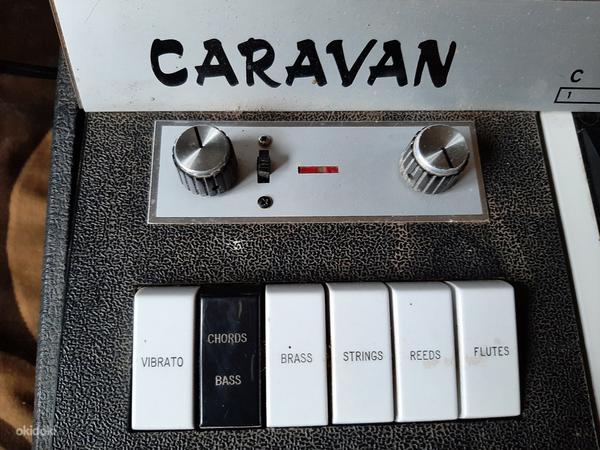 Синтезатор Caravan (фото #2)