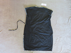 Uus suvine naiste kleit, paras suurusele L - XL (6 foto / 6)
