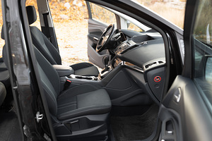 Ford Grand C-Max Elegance Individual Facelift (7 foto / 13)