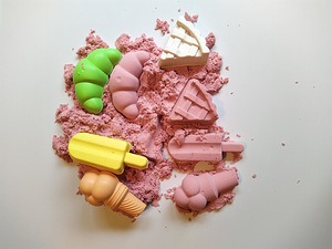 Kineetiline liiv 1 kg, erinevad värvid (1 foto / 7)
