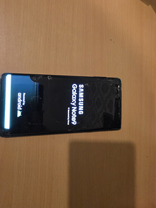 Продам разбитый телефон samsung note 9 (1 фото из 2)
