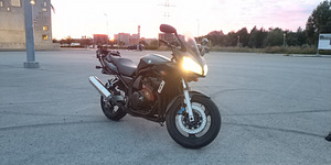 Yamaha FZS 600 70kW (1 foto / 9)
