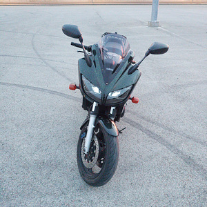 Yamaha FZS 600 70kW (4 foto / 9)