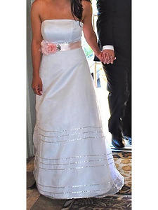 472 EUR! David's Bridal väga ilus pulmakleit s.42-44 (2 foto / 10)