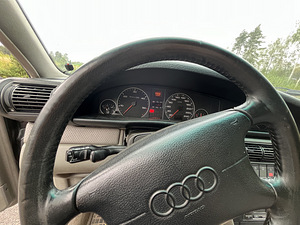 Audi A6 C4 1995a. 2,5 TDI 103KW (11 foto / 15)