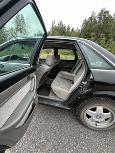 Audi A6 C4 1995a. 2,5 TDI 103KW (14 foto / 15)