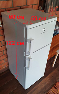 KOMPAKTNE ELECTROLUXI KÜLMIK, KÜLMIK (1 foto / 3)