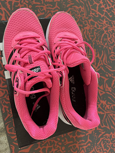 Adidas tossud 40 suurus (2 foto / 2)