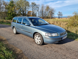 Volvo V70 (5 фото из 14)