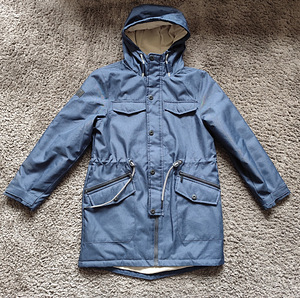 Sügis-kevadine parka. Suurus 146 cm. (1 foto / 3)