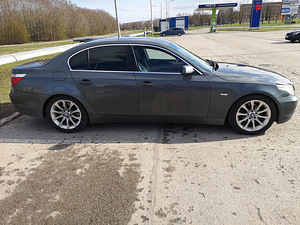M: BMW e60 525i 141kw (9 foto / 14)