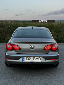 Volkswagen Passat CC (6 foto / 12)
