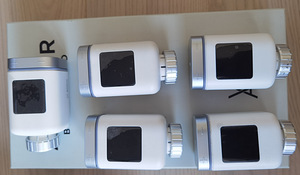 Bosch smart home controller + Radiator Thermostat II zigbee (2 foto / 4)