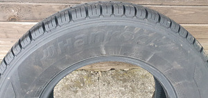 215/70 R15C (3 фото из 3)