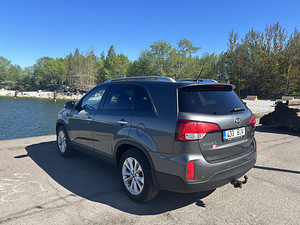 Kia Sorento 2.2 145kW (5 foto / 10)