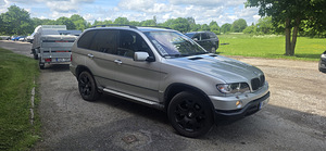 M/V BMW X5 (3 foto / 6)