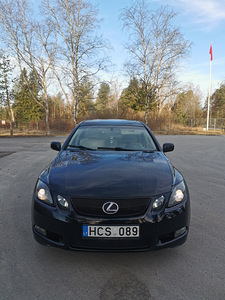 Lexus gs350 2007 года (5 фото из 9)
