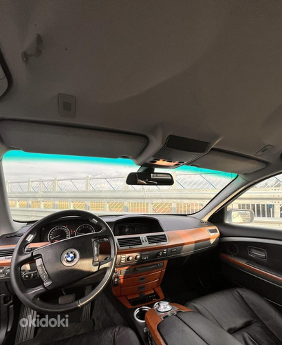 BMW 735i (фото #4)