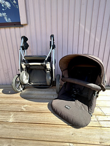 Коляска Britax (3 фото из 9)
