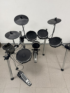 Elektritrummid Alesis Surge Mesh Kit (1 foto / 2)