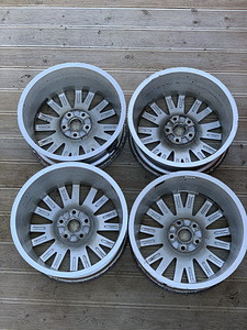 Диски Audi (2 фото из 9)