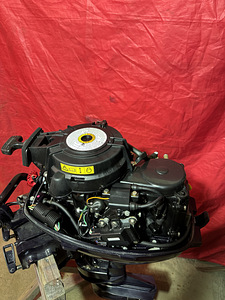 Tohatsu 9.8 HP 4 stroke (3 foto / 4)