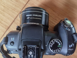 Canon SX 1 IS (3 foto / 8)