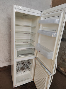 Продам холодильник с бесплатной доставкой по Таллинну (4 фото из 4)
