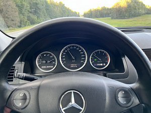 Mercedes Benz C220 (10 foto / 13)