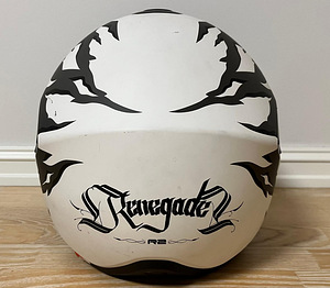 Müüa Schuberth R2 mootorrattakiiver (L, suurus 59) + tagavar (2 foto / 5)