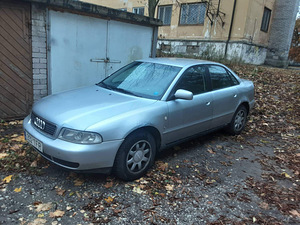 Audi A4 B5 1.8 quattro 1996 (1 foto / 15)