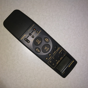 Panasonic NV-HS1000 High End S-VHS Video Recorder (4 foto / 9)