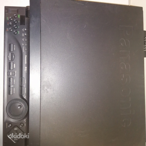Panasonic NV-HS1000 Высококачественный S-VHS видеомагнитофон (фото #2)