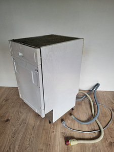 Nõudepesumasin Electrolux ESL499 45cm (1 foto / 4)