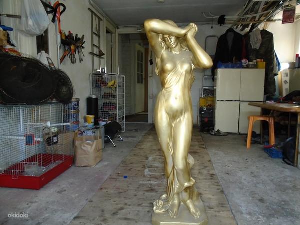 Naise skulptuur-kuju.MARMORIST. (foto #1)