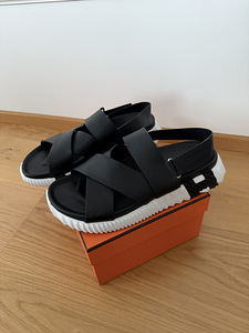 Сандалии Hermes (1 фото из 4)