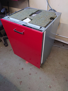 Посудомоечная машина Elektrolux 60 см