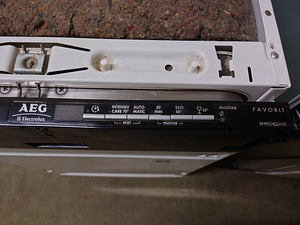 Noudepesumasin Elektrolux 45 sm (3 foto / 5)