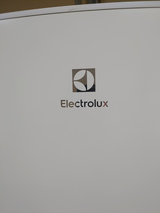 Холодильник Electrolux 185 см с гарантией (3 фото из 6)