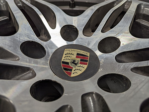 Porsche диски с шинами (2 фото из 5)